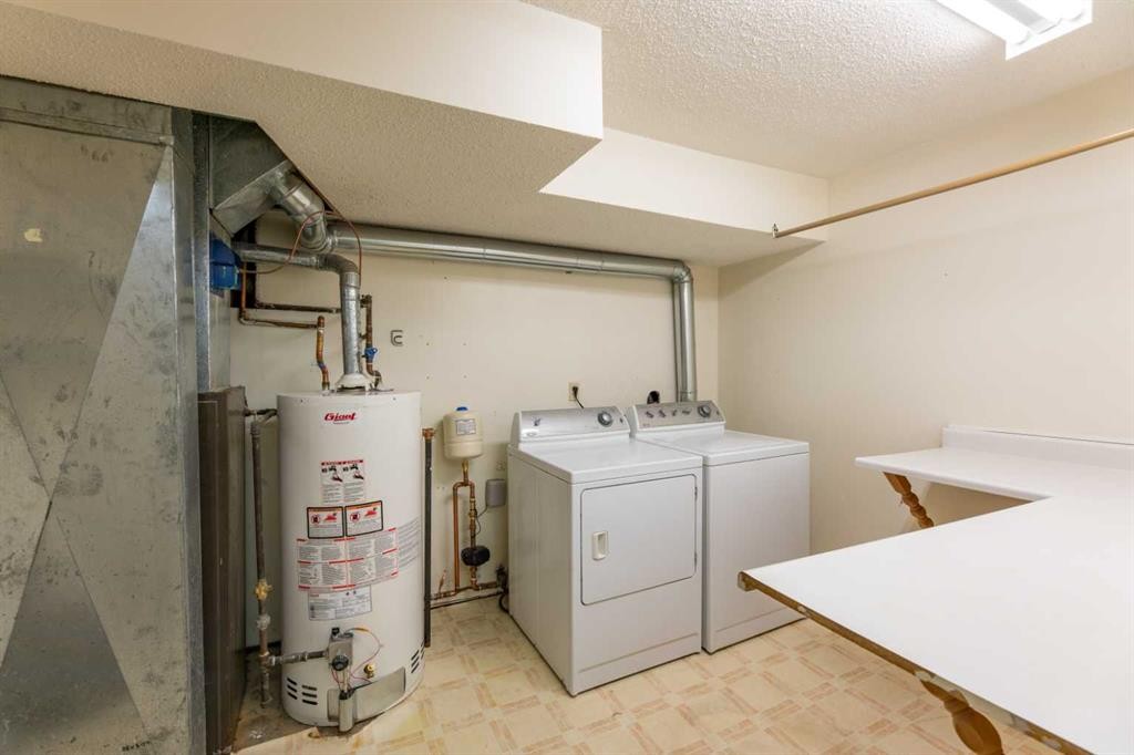 









457


Collinge

Road, 328,
Hinton,




AB
T7V1K8

