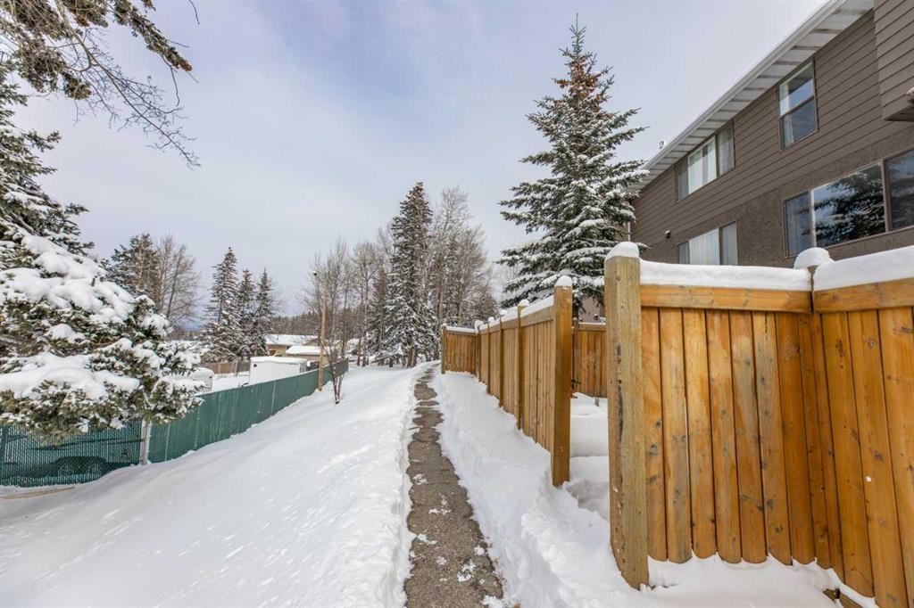 









457


Collinge

Road, 328,
Hinton,




AB
T7V1K8

