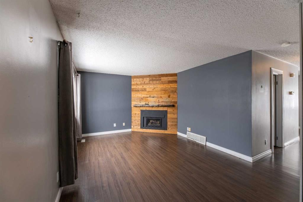 









457


Collinge

Road, 328,
Hinton,




AB
T7V1K8

