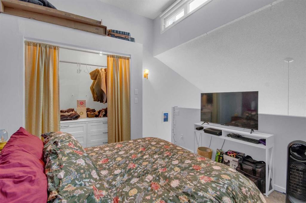 









414


Squirrel

Street, 310,
Banff,




AB
T1L 1B1

