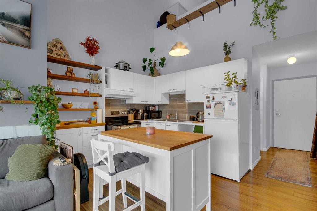 









414


Squirrel

Street, 310,
Banff,




AB
T1L 1B1

