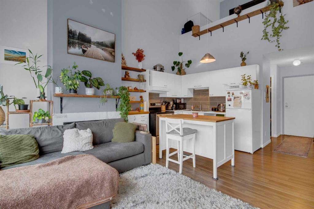 









414


Squirrel

Street, 310,
Banff,




AB
T1L 1B1

