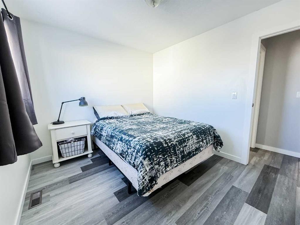 









532


Boutin

Avenue,
Hinton,




AB
T7V 1A8

