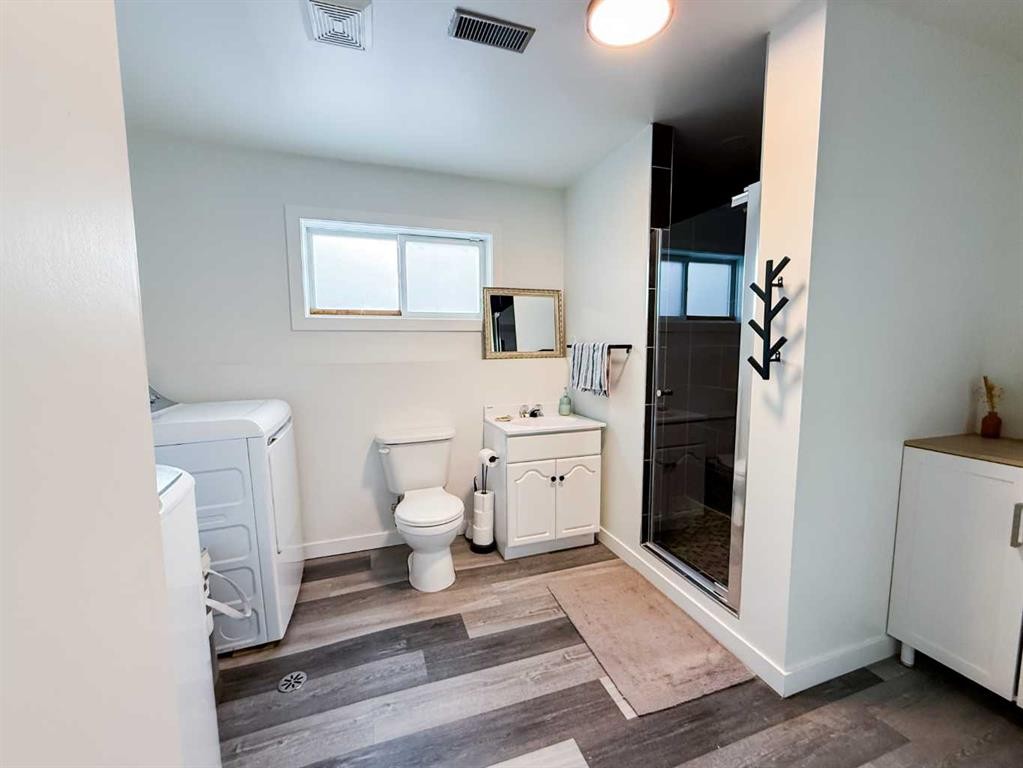 









532


Boutin

Avenue,
Hinton,




AB
T7V 1A8

