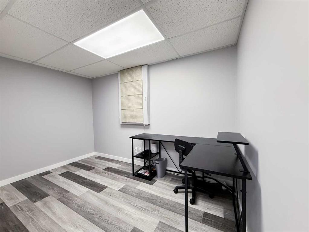 









532


Boutin

Avenue,
Hinton,




AB
T7V 1A8

