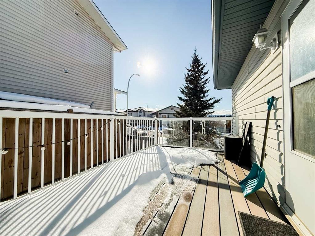 









532


Boutin

Avenue,
Hinton,




AB
T7V 1A8

