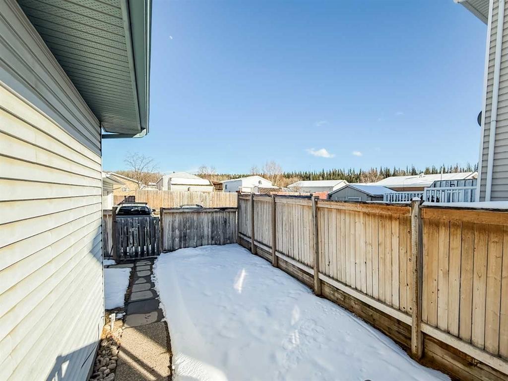 









532


Boutin

Avenue,
Hinton,




AB
T7V 1A8


