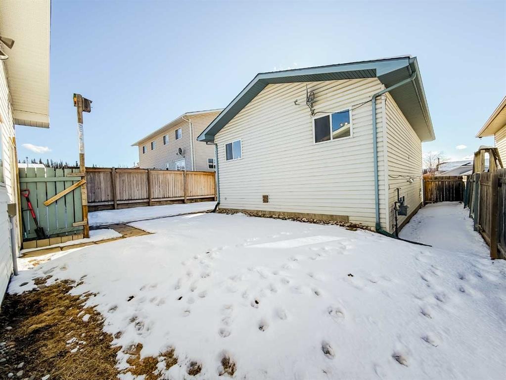 









532


Boutin

Avenue,
Hinton,




AB
T7V 1A8

