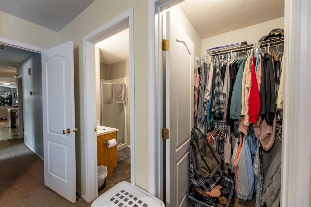 









168


Sitar

Crescent,
Hinton,




AB
T7V 1S7

