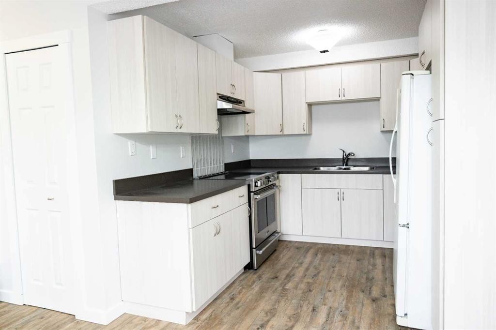 









457


Collinge

Road, 310,
Hinton,




AB
t7v 1k8

