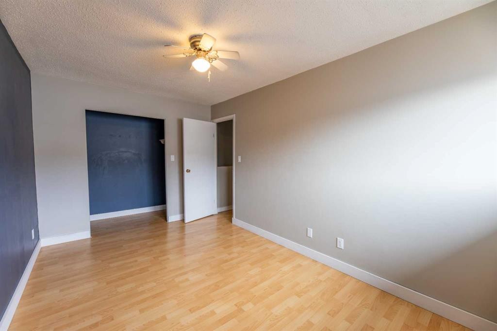 









110


Tamarack

Avenue, 8,
Hinton,




AB
T7V 1C5

