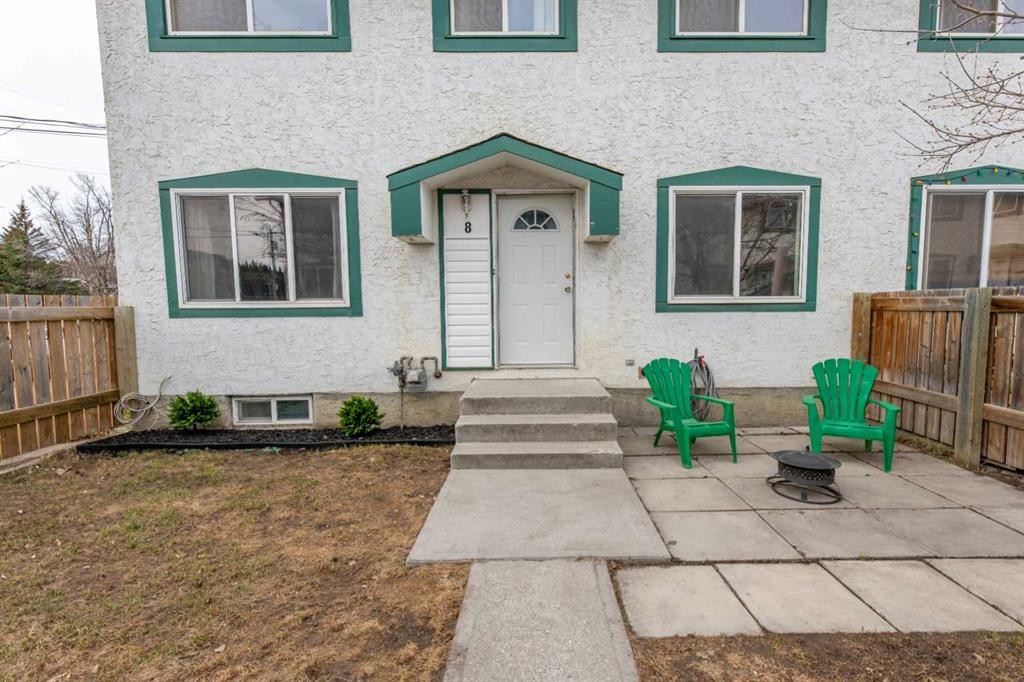 









110


Tamarack

Avenue, 8,
Hinton,




AB
T7V 1C5

