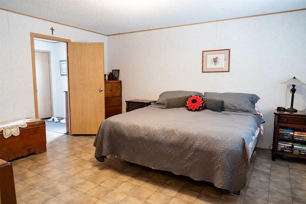 









145


East River

Road, 9,
Hinton,




AB
T7V1S2

