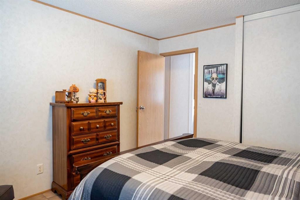 









145


East River

Road, 9,
Hinton,




AB
T7V1S2

