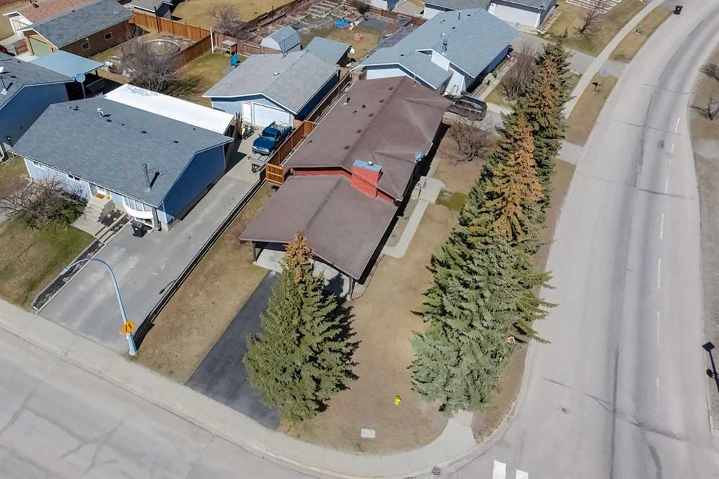 









548


Mountain

Street,
Hinton,




AB
T7V 1J5

