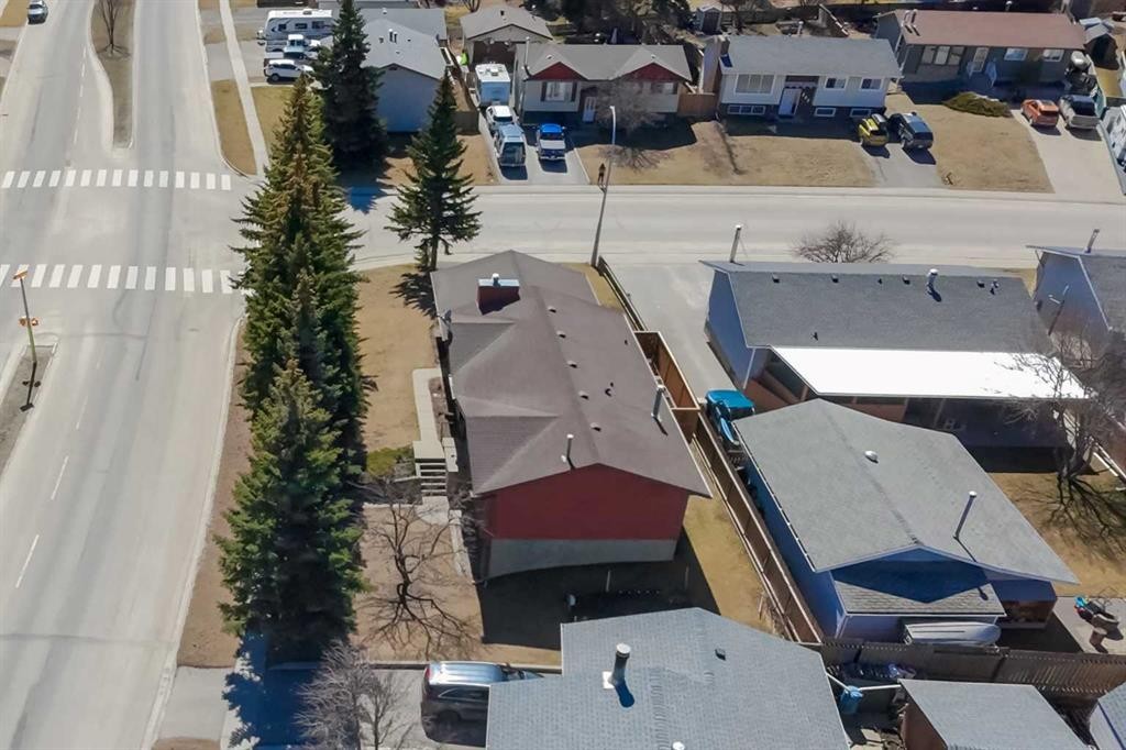 









548


Mountain

Street,
Hinton,




AB
T7V 1J5

