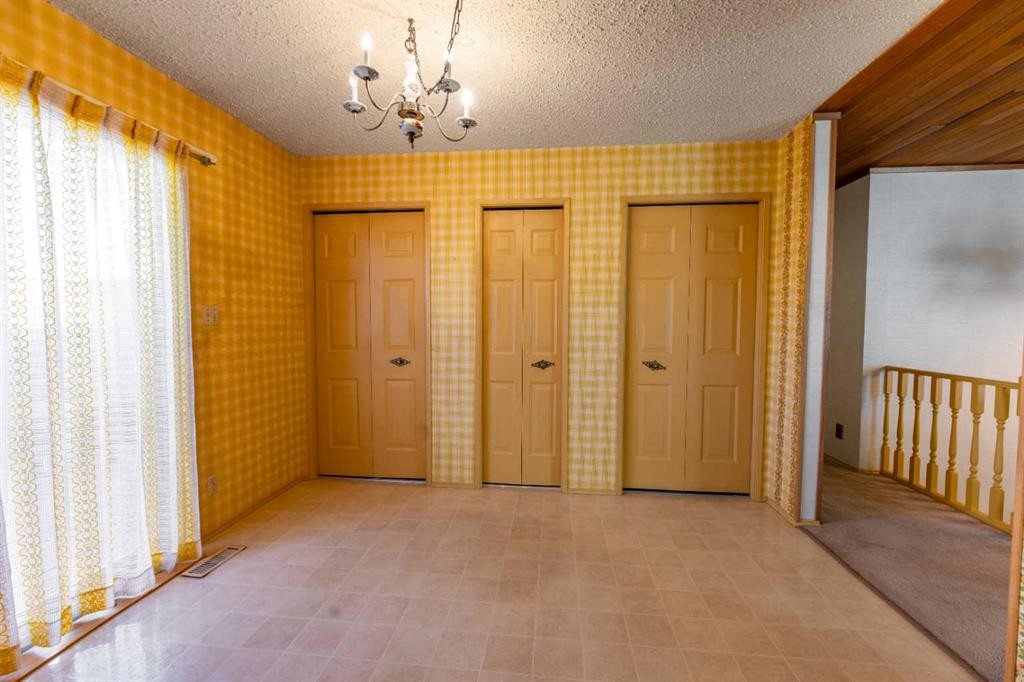 









548


Mountain

Street,
Hinton,




AB
T7V 1J5

