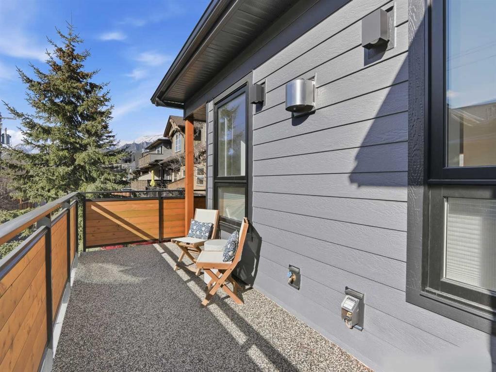 









512


8th

Avenue,
Canmore,




AB
T1W 2E6

