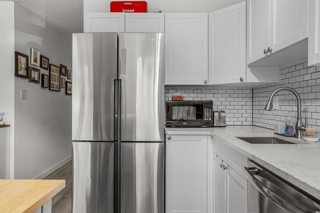 









186


Kananaskis

Way, 1,
Canmore,




AB
T1W 0A2

