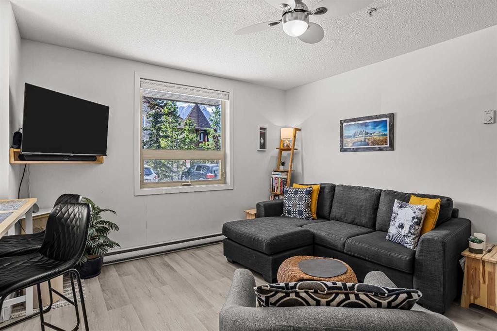 









186


Kananaskis

Way, 1,
Canmore,




AB
T1W 0A2

