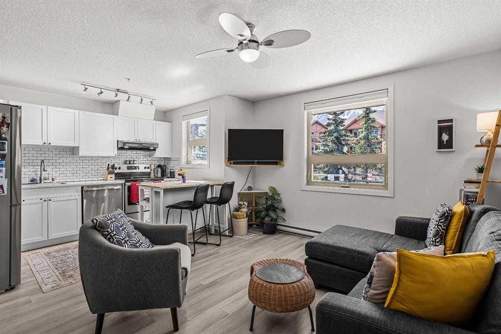 









186


Kananaskis

Way, 1,
Canmore,




AB
T1W 0A2

