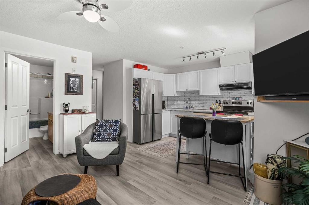









186


Kananaskis

Way, 1,
Canmore,




AB
T1W 0A2

