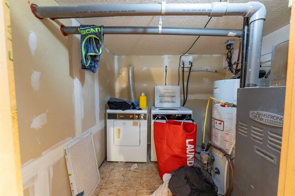 









120


Steele

Crescent,
Hinton,




AB
T7V 2G5

