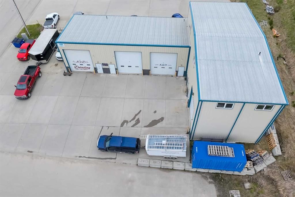 









120


Steele

Crescent,
Hinton,




AB
T7V 2G5

