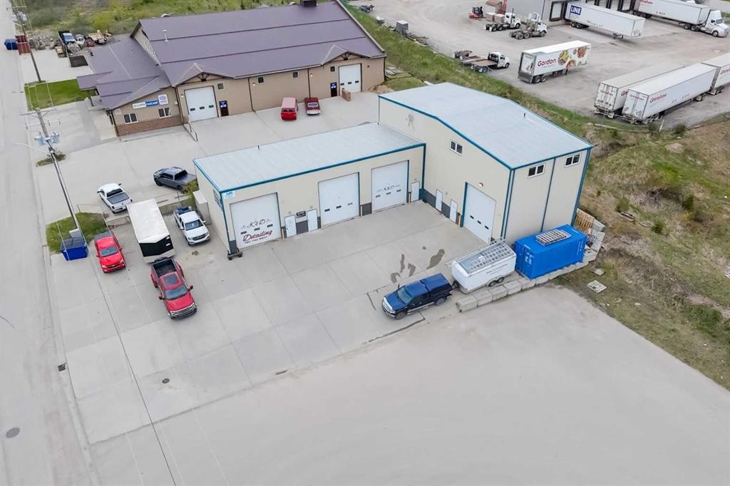 









120


Steele

Crescent,
Hinton,




AB
T7V 2G5


