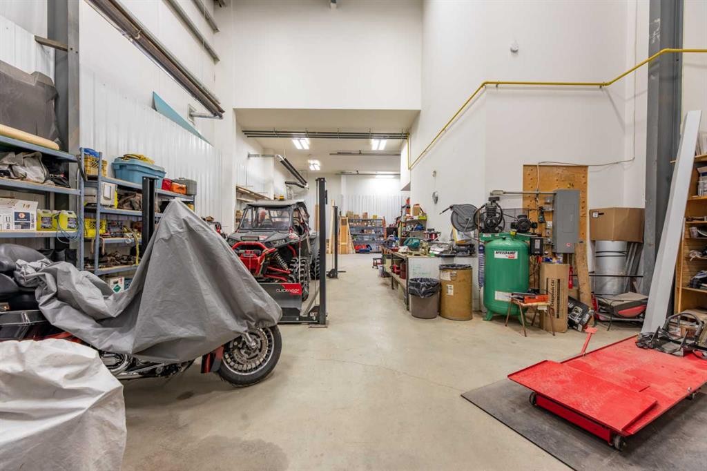 









120


Steele

Crescent,
Hinton,




AB
T7V 2G5

