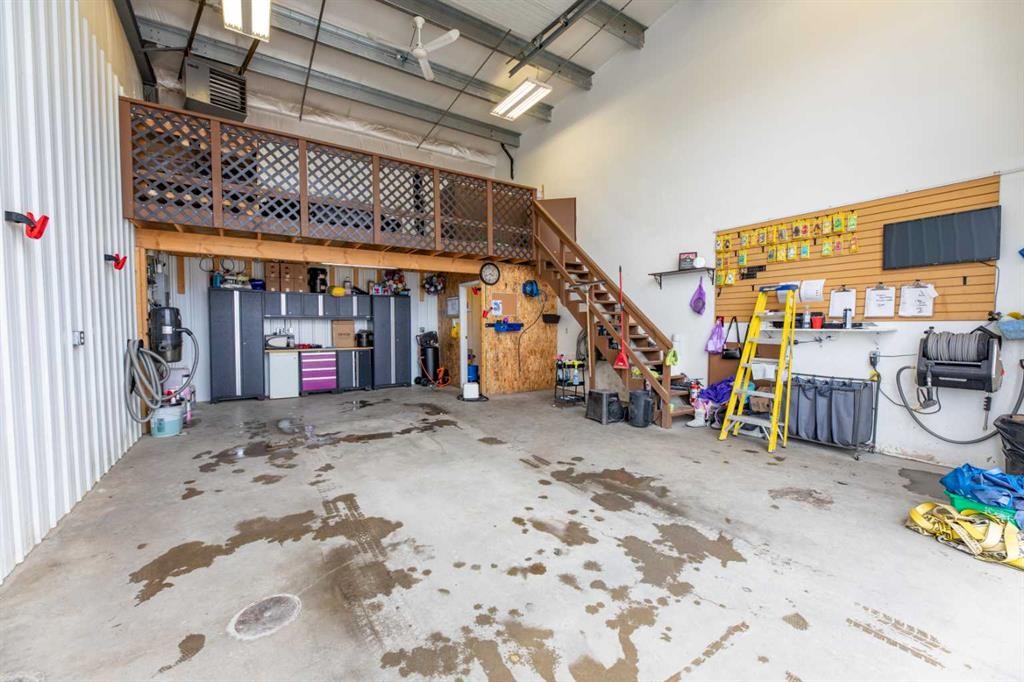 









120


Steele

Crescent,
Hinton,




AB
T7V 2G5

