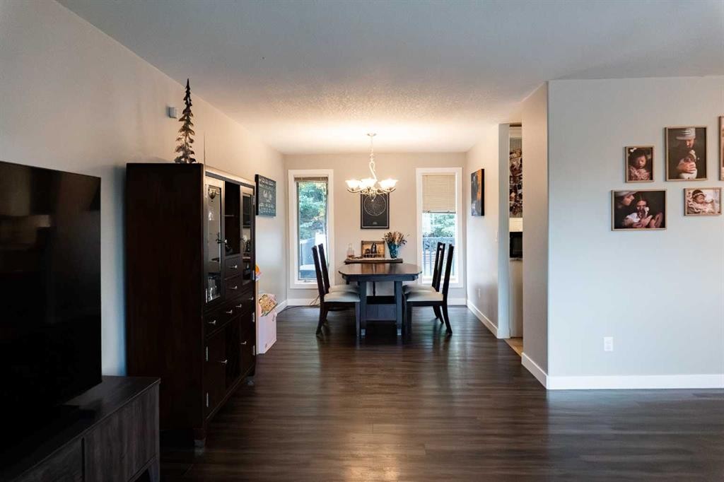 









127


Sitar

Crescent,
Hinton,




AB
T7V 1S6


