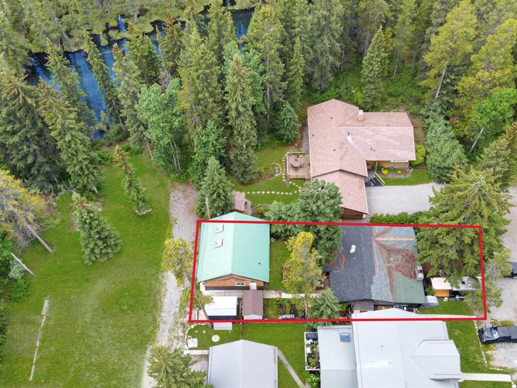 









813


13th

Street,
Canmore,




AB
T1W1W5

