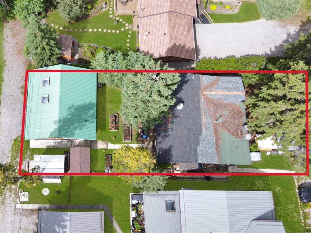 









813


13th

Street,
Canmore,




AB
T1W1W5

