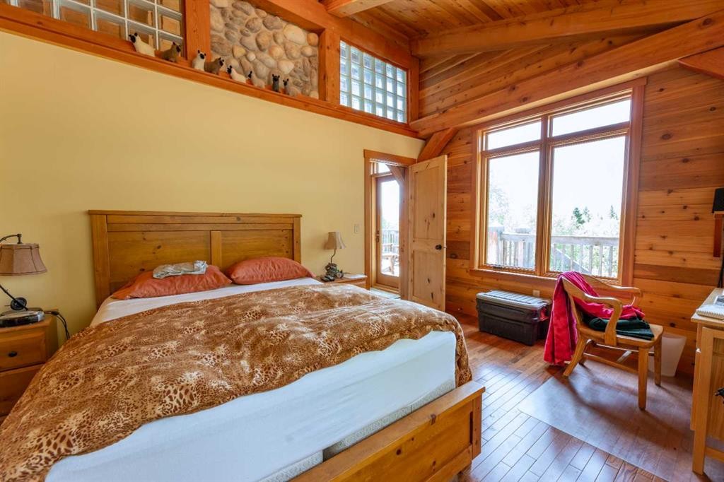 









4813


Mountain

Road,
Brule,




AB
T0E 0C0

