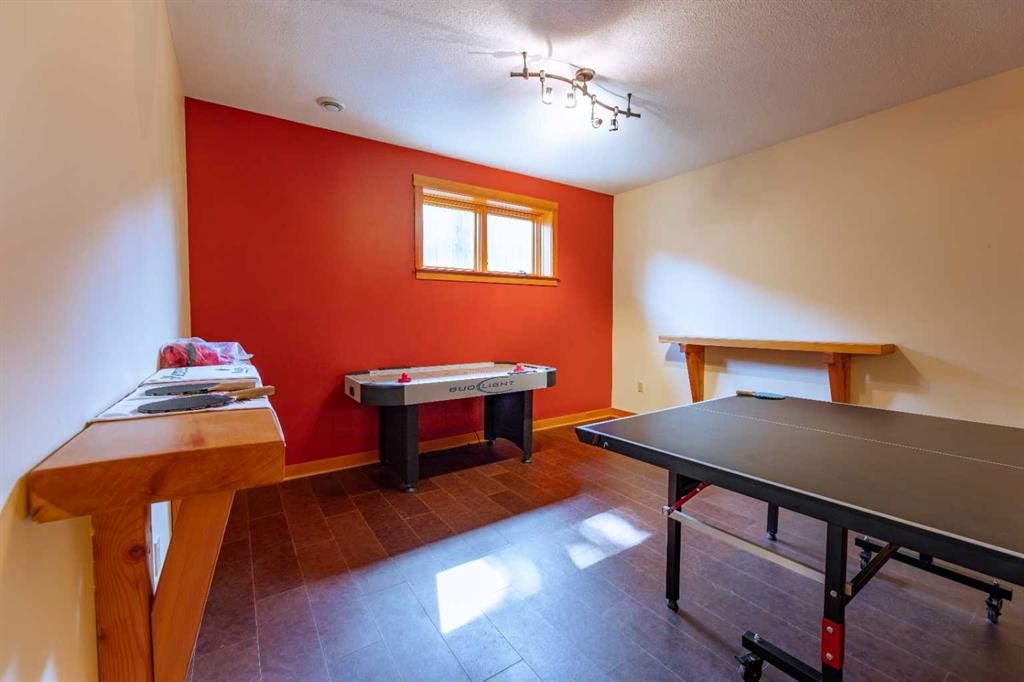 









4813


Mountain

Road,
Brule,




AB
T0E 0C0

