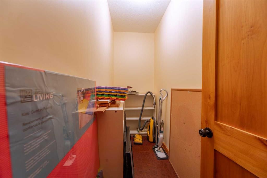









4813


Mountain

Road,
Brule,




AB
T0E 0C0

