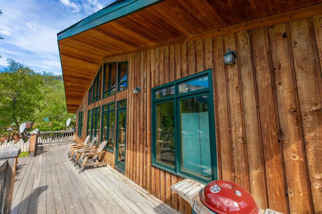 









4813


Mountain

Road,
Brule,




AB
T0E 0C0

