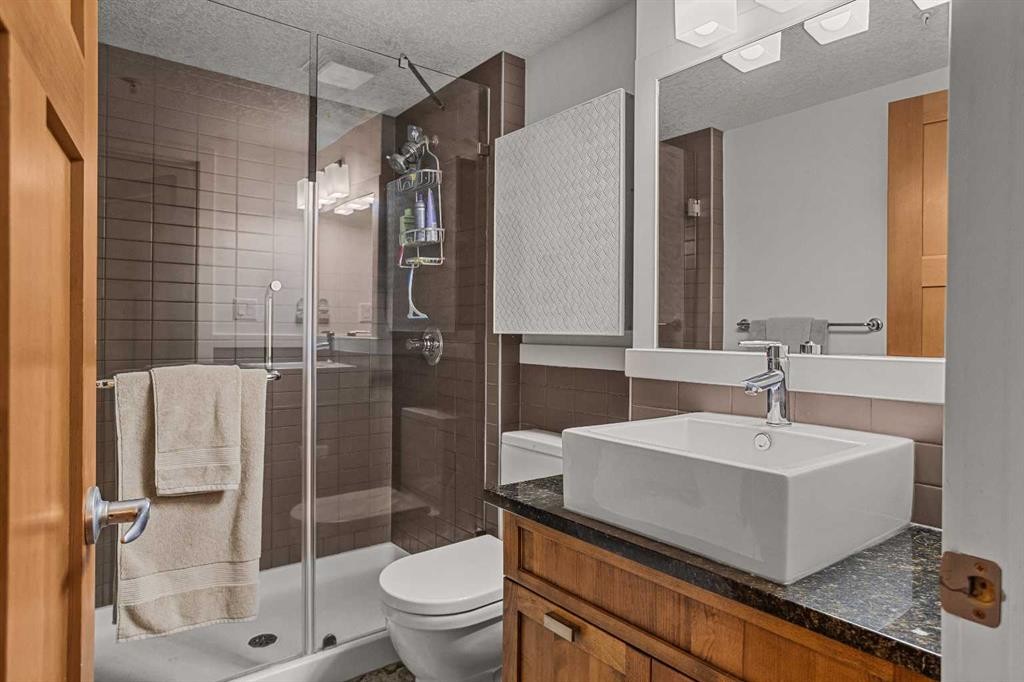 









106


Stewart Creek Landing

, 218,
Canmore,




AB
T1W 0G6

