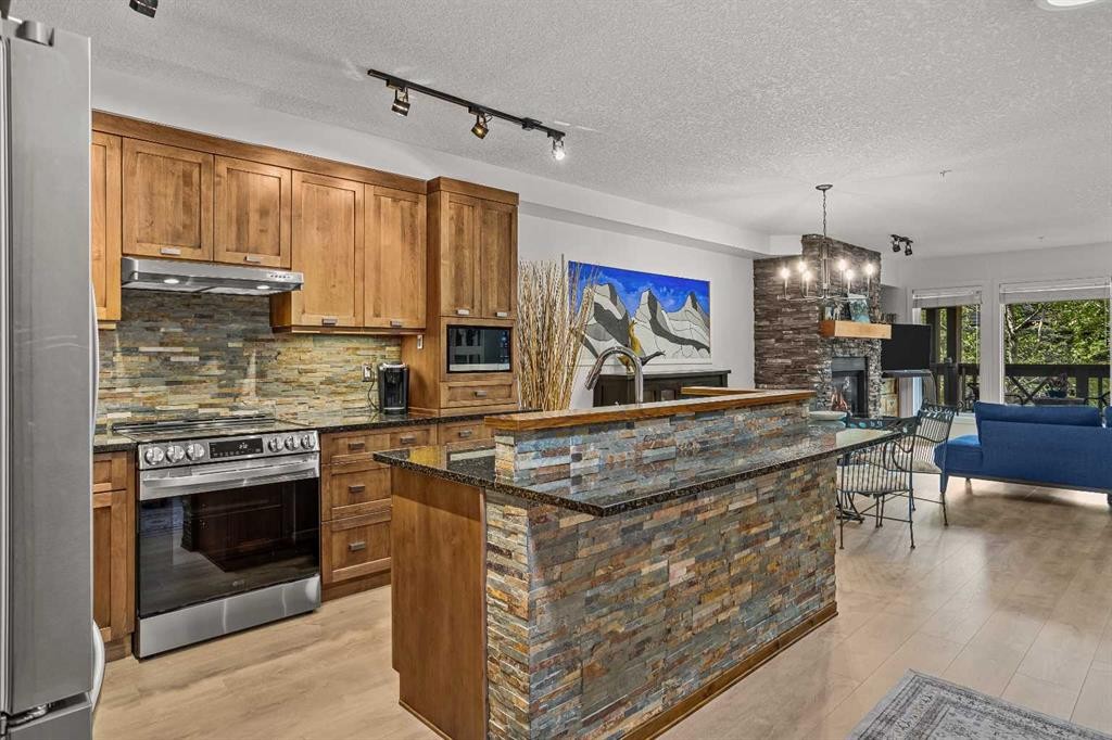 









106


Stewart Creek Landing

, 218,
Canmore,




AB
T1W 0G6

