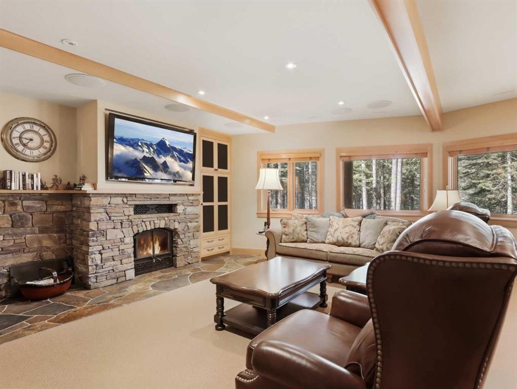 









46


Lake Shore Drive

,
Rural Kananaskis ID,




AB
T1W1A1

