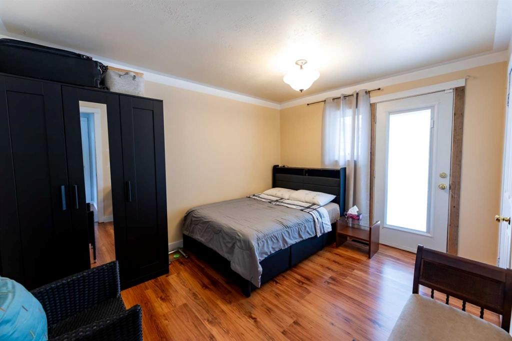 









114


Poboktan

Road,
Hinton,




AB
T7V 1G6

