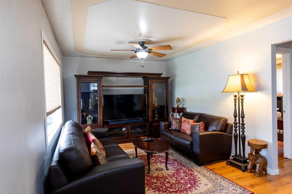 









114


Poboktan

Road,
Hinton,




AB
T7V 1G6

