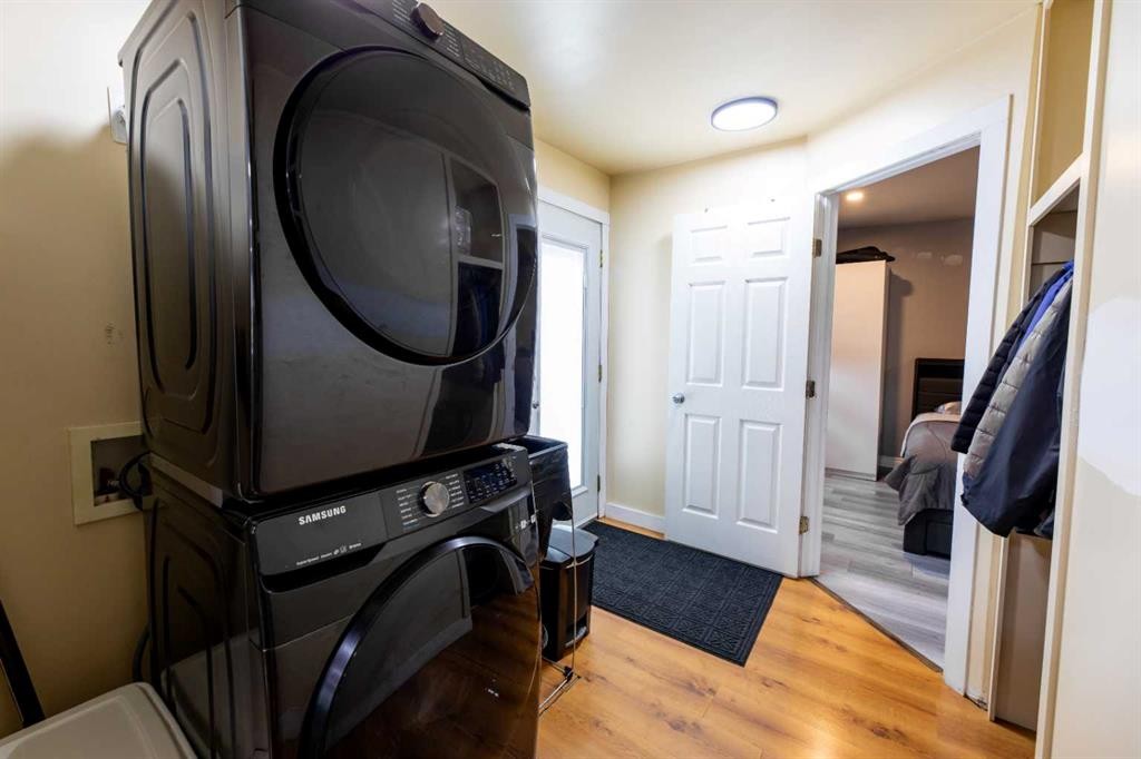 









114


Poboktan

Road,
Hinton,




AB
T7V 1G6


