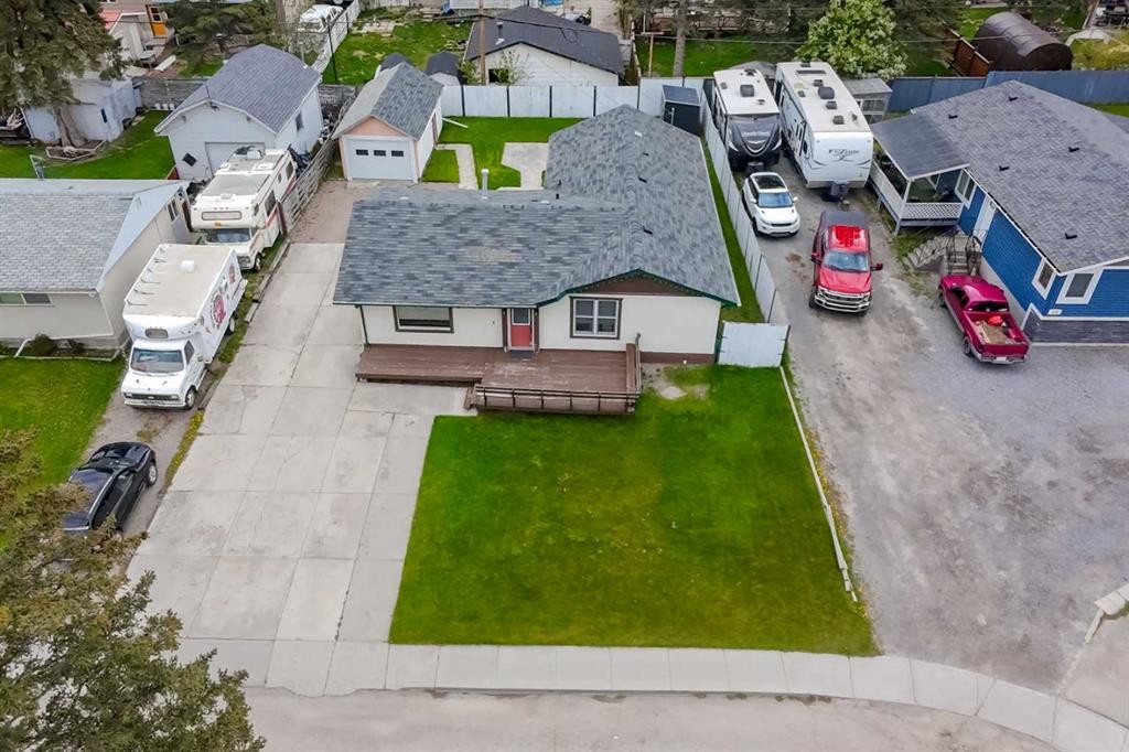 









114


Poboktan

Road,
Hinton,




AB
T7V 1G6


