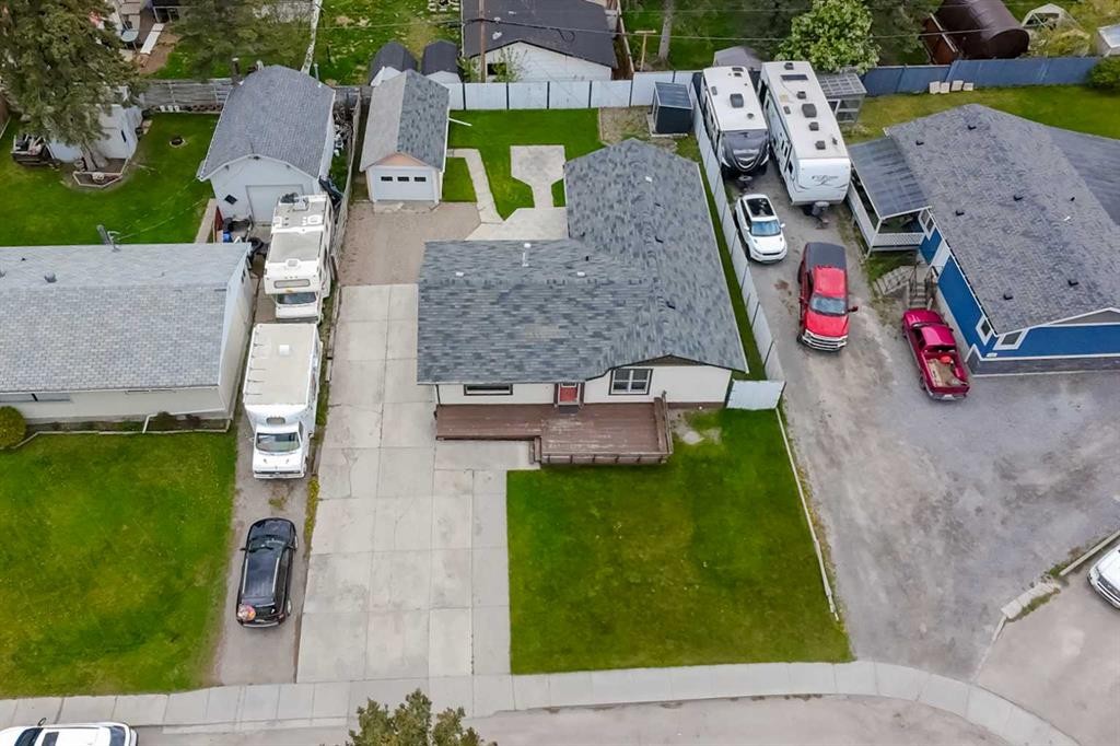 









114


Poboktan

Road,
Hinton,




AB
T7V 1G6

