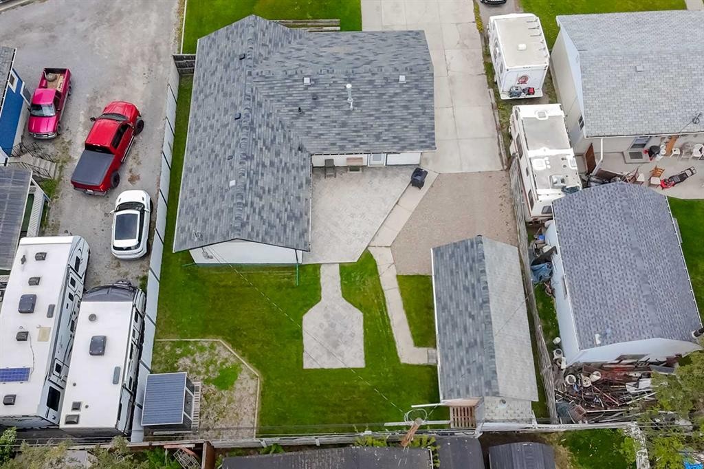 









114


Poboktan

Road,
Hinton,




AB
T7V 1G6

