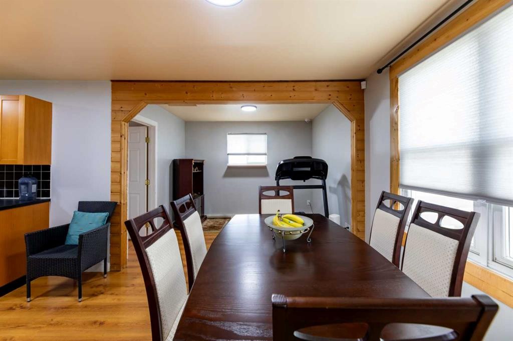 









114


Poboktan

Road,
Hinton,




AB
T7V 1G6


