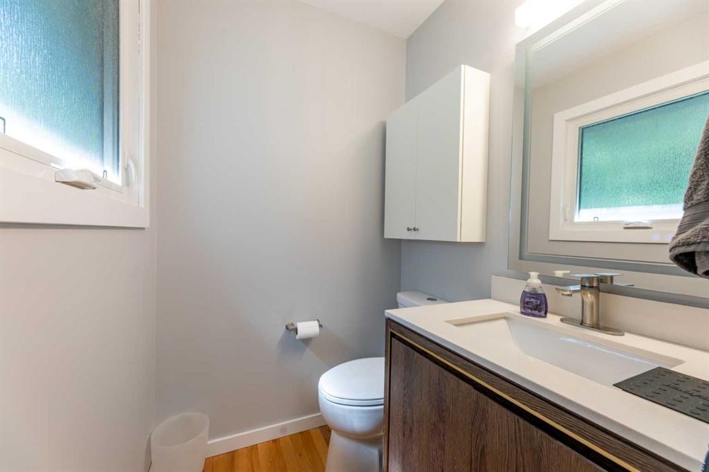 









153


Alder

Drive,
Hinton,




AB
T7V 1C9

