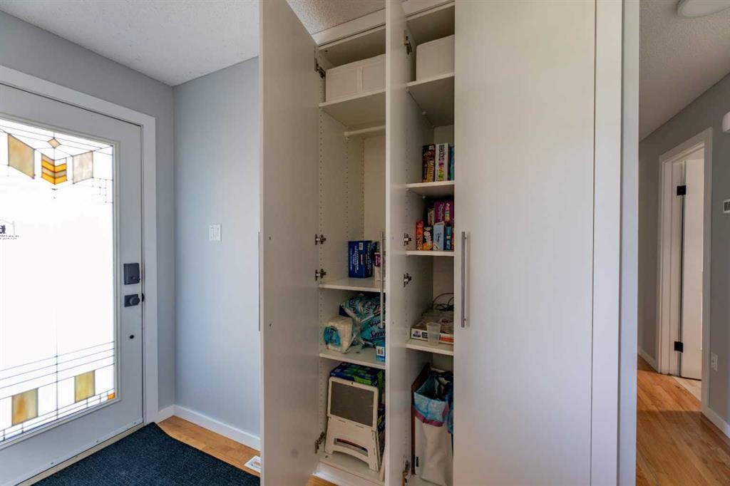 









153


Alder

Drive,
Hinton,




AB
T7V 1C9

